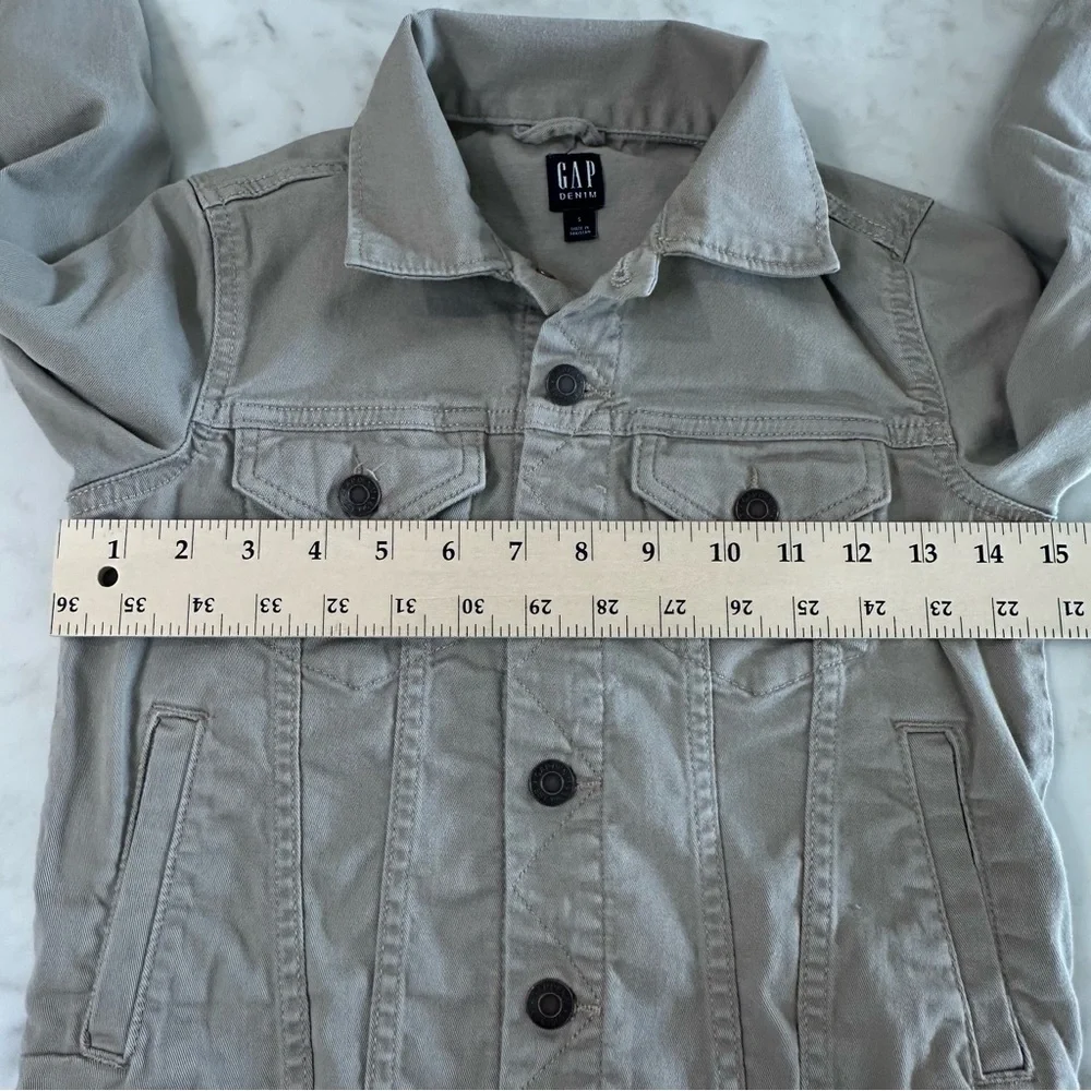 GAP Kids Girls Tan Denim Jacket. Size Small.